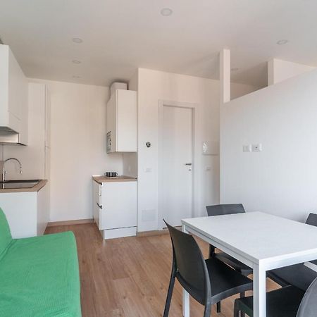 Cimiano Suite 21, New Apartment Milano Eksteriør bilde